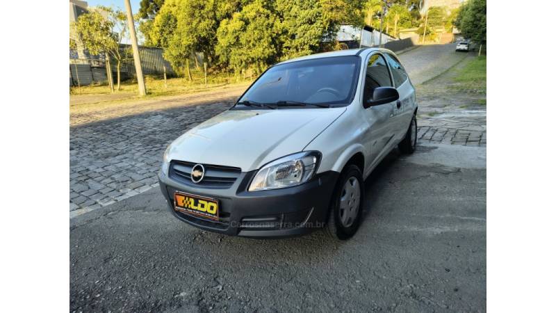 CHEVROLET - CELTA - 2010/2011 - Branca - R$ 24.990,00