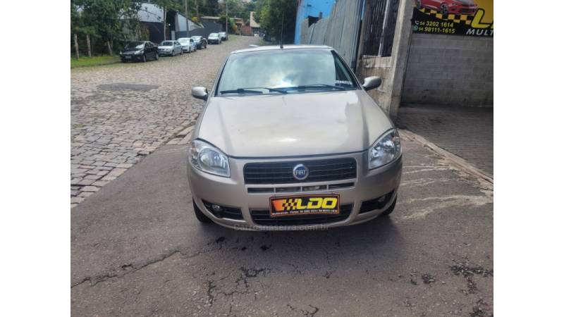 FIAT - PALIO - 2007/2008 - Bege - R$ 21.990,00