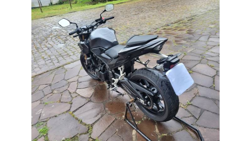 HONDA - CB 500F - 2022/2023 - Cinza - R$ 36.990,00