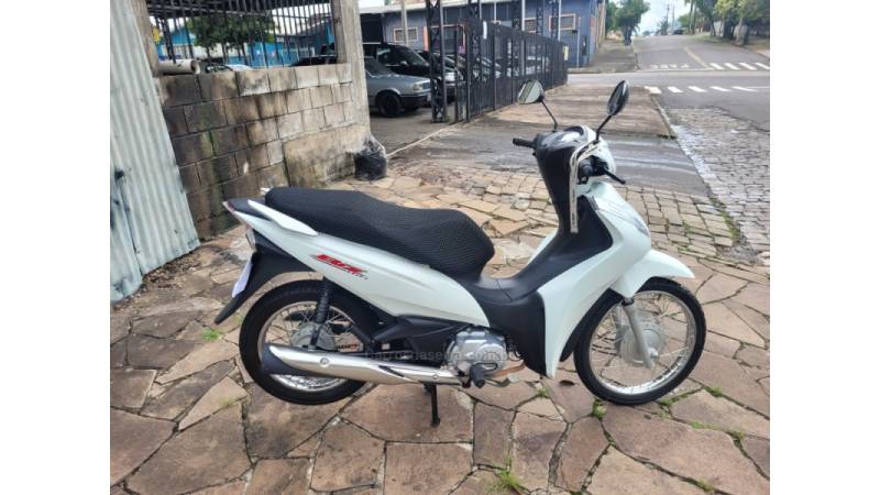 HONDA - BIZ 110I - 2022/2022 - Branca - R$ 13.990,00
