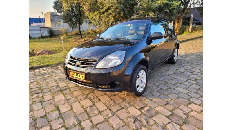 FORD - KA - 2012/2013 - Preta - R$ 22.990,00