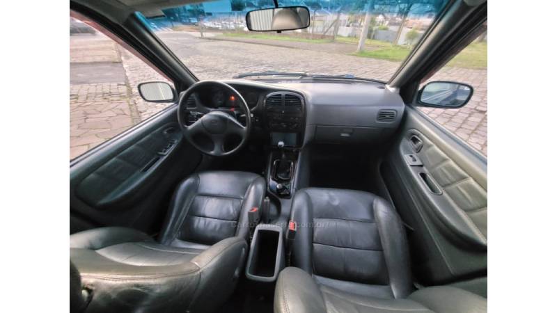 KIA MOTORS - SPORTAGE - 2002/2003 - Preta - R$ 29.990,00