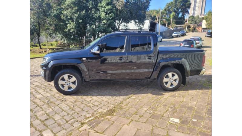 VOLKSWAGEN - AMAROK - 2018/2018 - Preta - R$ 124.990,00