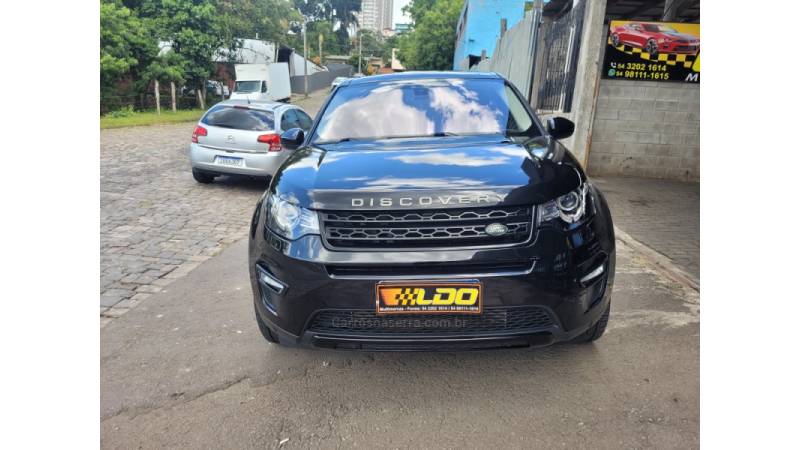 LAND ROVER - DISCOVERY SPORT - 2015/2016 - Preta - R$ 89.990,00