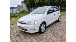 CHEVROLET - CORSA - 2010/2011 - Branca - R$ 27.990,00