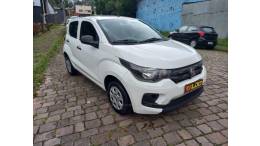 FIAT - MOBI - 2016/2017 - Branca - R$ 35.990,00