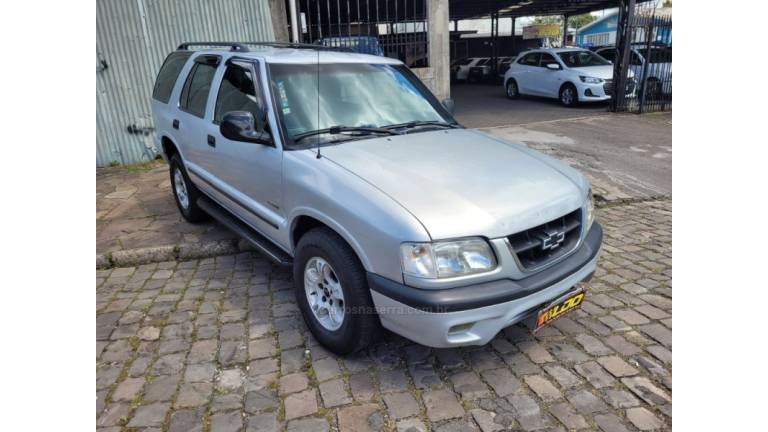 CHEVROLET - BLAZER - 1999/2000 - Prata - R$ 25.990,00