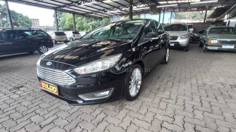 FORD - FOCUS - 2015/2016 - Azul - R$ 61.990,00