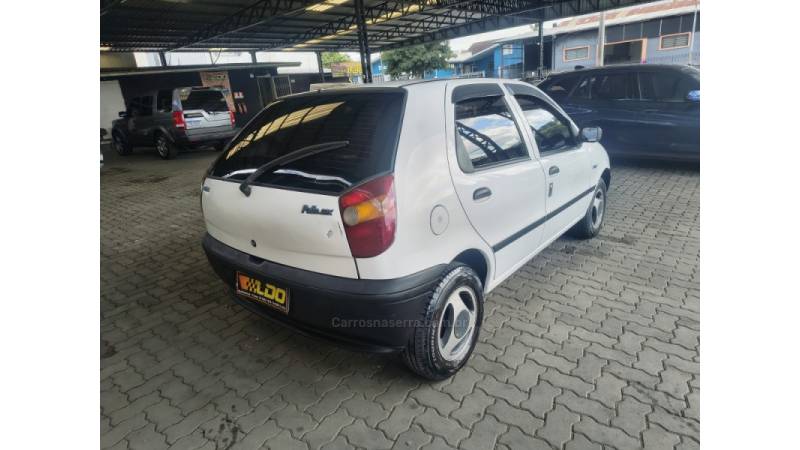 FIAT - PALIO - 1998/1998 - Branca - R$ 14.990,00