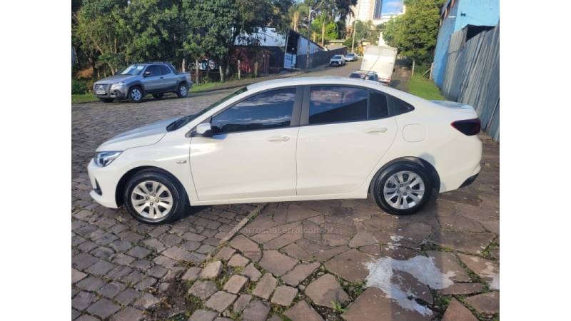 CHEVROLET - ONIX - 2022/2022 - Branca - Sob Consulta