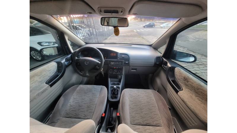 CHEVROLET - ZAFIRA - 2002/2002 - Prata - R$ 25.990,00