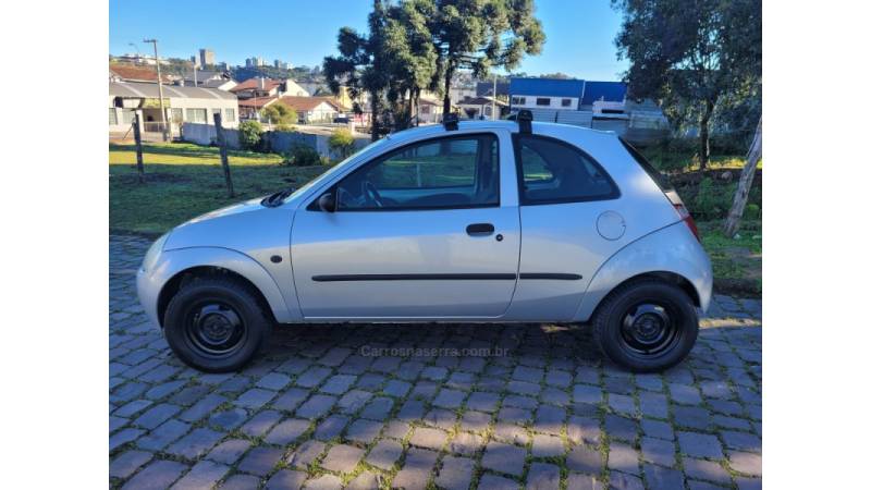 FORD - KA - 2005/2005 - Prata - Sob Consulta
