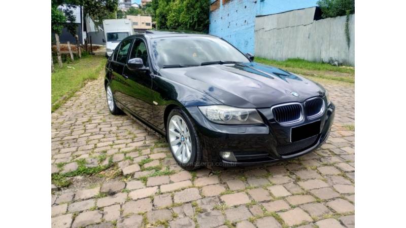 BMW - 320I - 2009/2010 - Preta - R$ 64.990,00