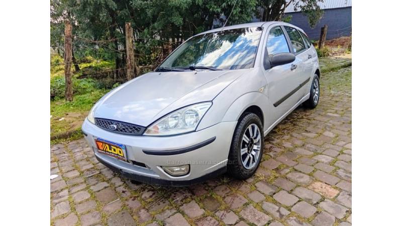 FORD - FOCUS - 2008/2009 - Prata - Sob Consulta