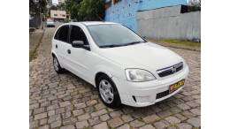 CHEVROLET - CORSA - 2010/2011 - Branca - R$ 27.990,00