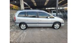 CHEVROLET - ZAFIRA - 2002/2002 - Prata - R$ 25.990,00