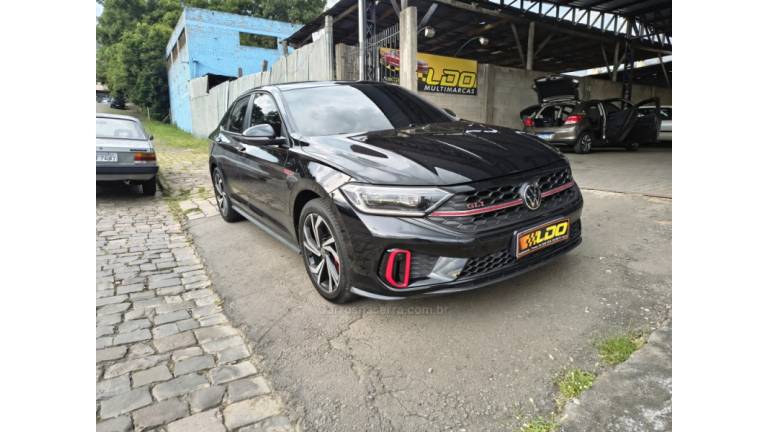 VOLKSWAGEN - JETTA - 2023/2023 - Preta - R$ 209.990,00