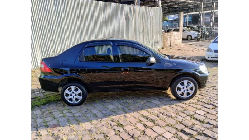 CHEVROLET - PRISMA - 2010/2011 - Preta - R$ 28.990,00