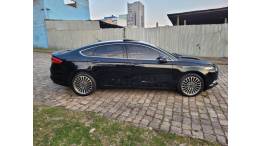 FORD - FUSION - 2016/2017 - Preta - R$ 109.990,00