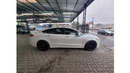 FORD - FUSION - 2014/2014 - Branca - R$ 76.990,00