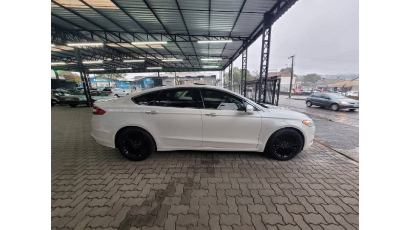 FORD - FUSION - 2014/2014 - Branca - R$ 76.990,00
