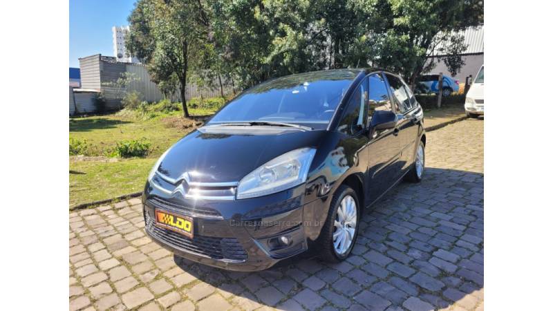 CITROËN - C4 PICASSO - 2011/2012 - Preta - R$ 26.990,00