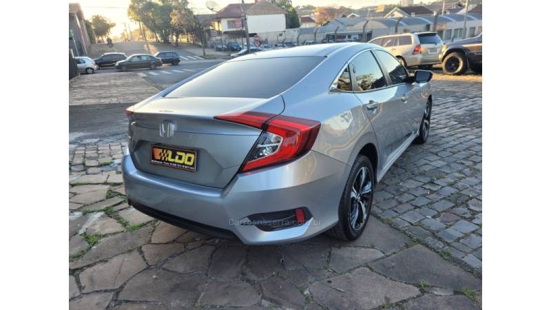 HONDA - CIVIC - 2018/2018 - Prata - Sob Consulta