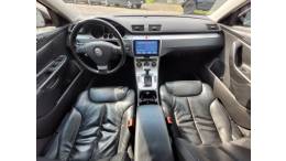VOLKSWAGEN - PASSAT - 2007/2008 - Preta - R$ 42.990,00