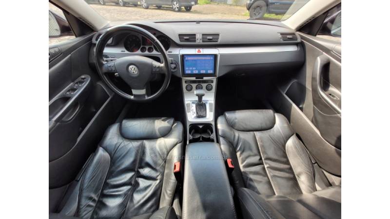 VOLKSWAGEN - PASSAT - 2007/2008 - Preta - R$ 42.990,00
