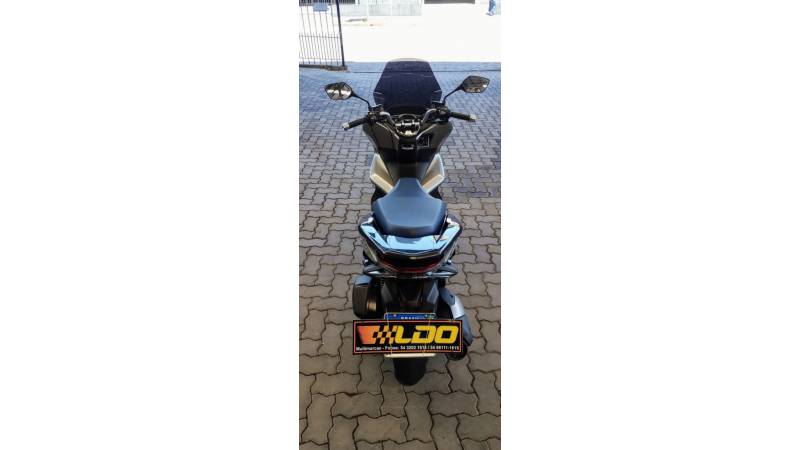 HONDA - PCX - 2020/2021 - Prata - R$ 18.990,00