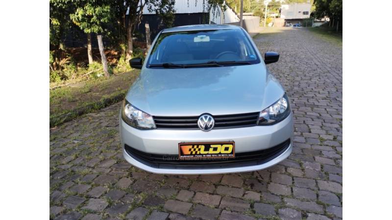 VOLKSWAGEN - GOL - 2014/2015 - Prata - R$ 39.990,00