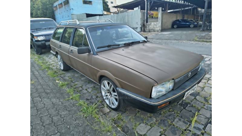 VOLKSWAGEN - QUANTUM - 1987/1987 - Marrom - R$ 6.990,00