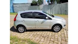 FIAT - PALIO - 2013/2013 - Prata - R$ 32.990,00