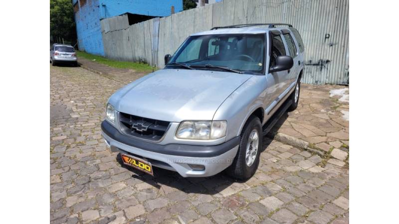 CHEVROLET - BLAZER - 1999/2000 - Prata - R$ 25.990,00