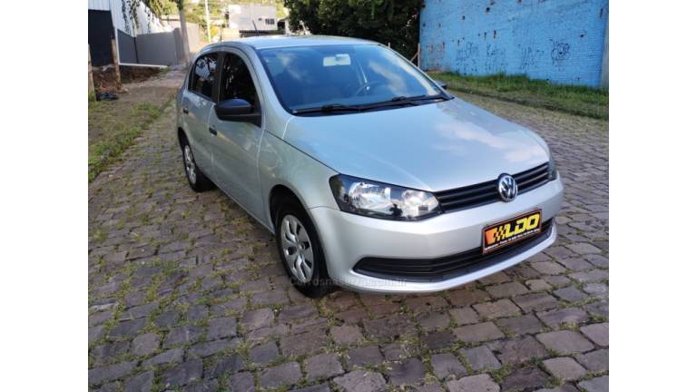 VOLKSWAGEN - GOL - 2014/2015 - Prata - R$ 39.990,00