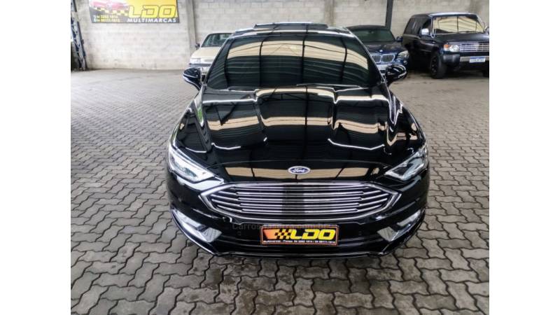 FORD - FUSION - 2016/2017 - Preta - R$ 114.990,00