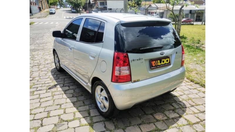 KIA MOTORS - PICANTO - 2007/2008 - Prata - R$ 26.990,00