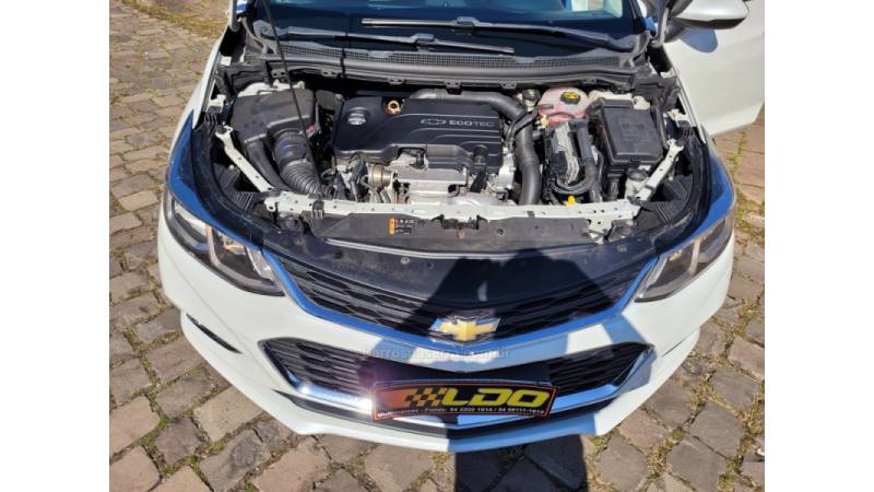 CHEVROLET - CRUZE - 2016/2017 - Branca - R$ 81.990,00