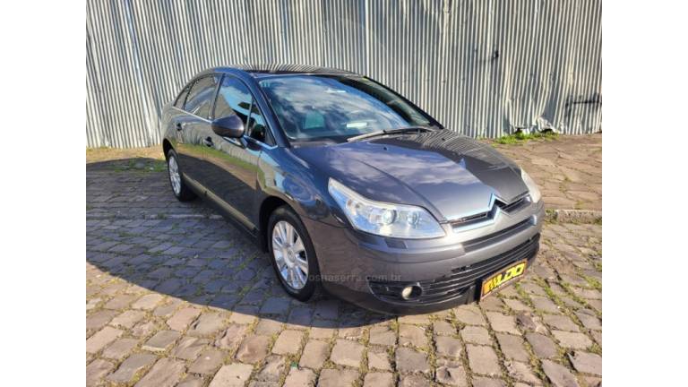 CITROËN - C4 - 2010/2011 - Cinza - R$ 30.990,00