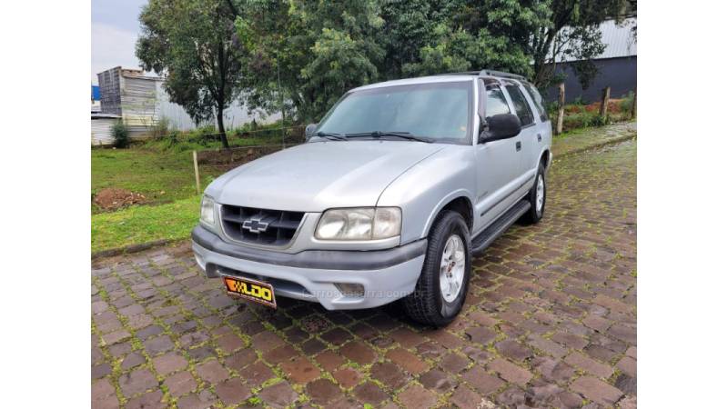 CHEVROLET - BLAZER - 1999/2000 - Prata - R$ 25.990,00