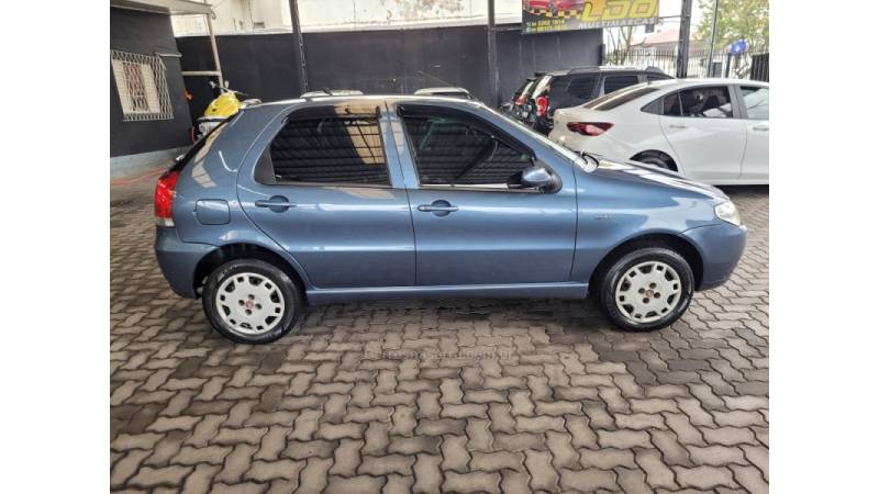 FIAT - PALIO - 2004/2005 - Azul - Sob Consulta