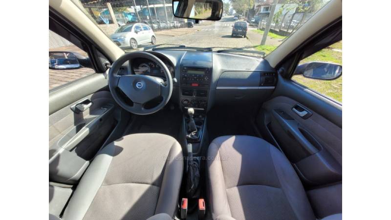 FIAT - PALIO - 2005/2005 - Azul - R$ 21.990,00