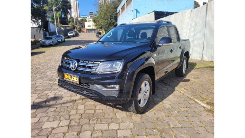 VOLKSWAGEN - AMAROK - 2018/2018 - Preta - R$ 124.990,00