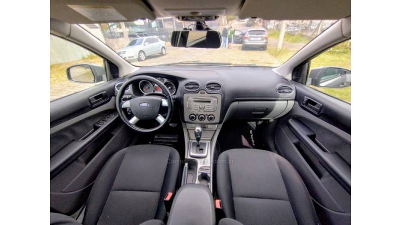 FORD - FOCUS - 2013/2013 - Cinza - R$ 41.500,00