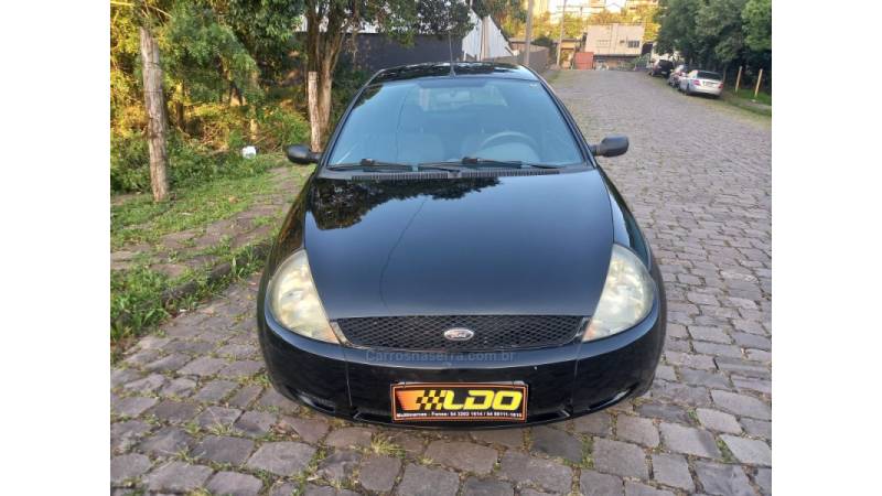 FORD - KA - 2005/2005 - Preta - R$ 17.990,00