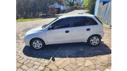 CHEVROLET - CORSA - 2010/2011 - Branca - R$ 28.990,00