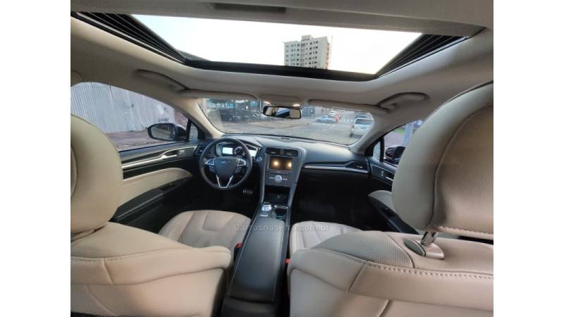 FORD - FUSION - 2016/2017 - Preta - R$ 109.990,00